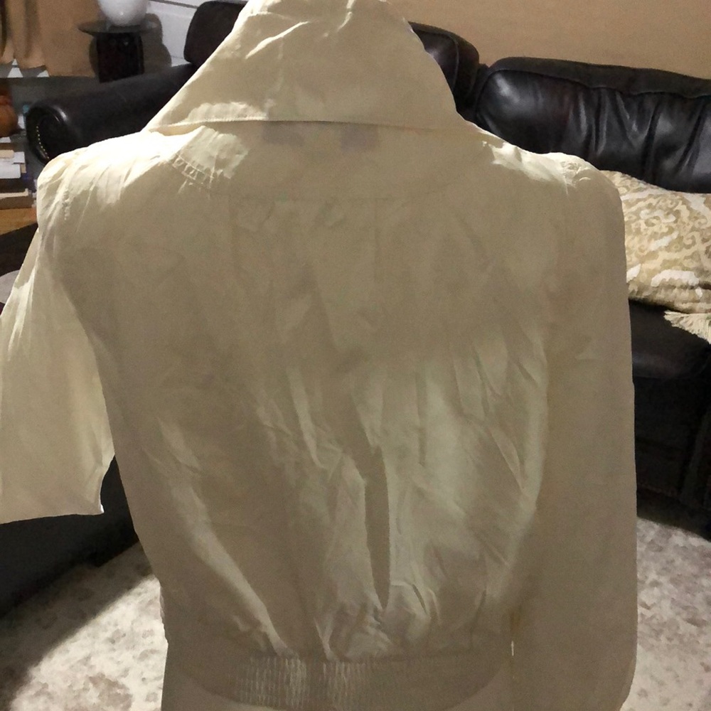 New Jacket - Picture 3 of 6